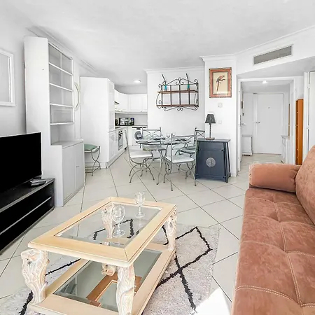 Apartament Agreable Detente Au Soleil A - Wifi - Parking Prive